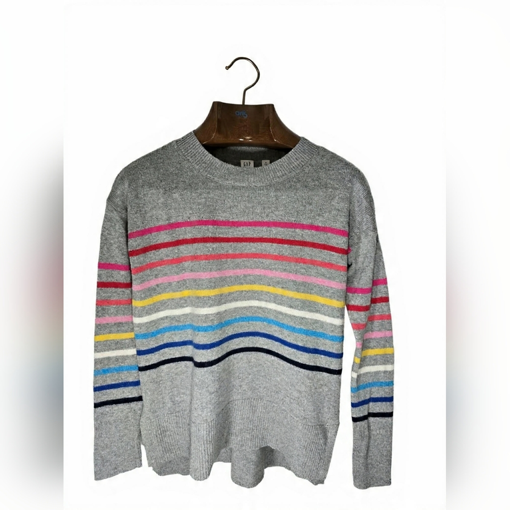GAP‎ Women's Gray Sweater with Multicolor Stripes Colorful Feastive